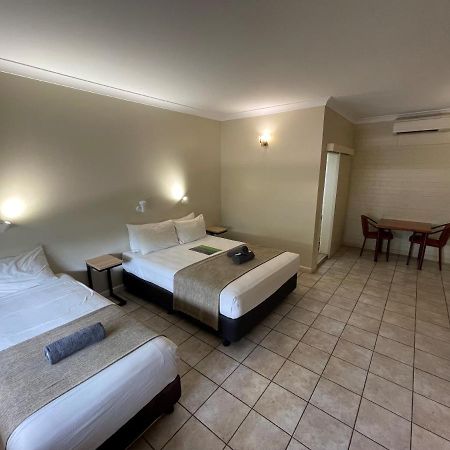 Pine Tree Motel Katherine Luaran gambar
